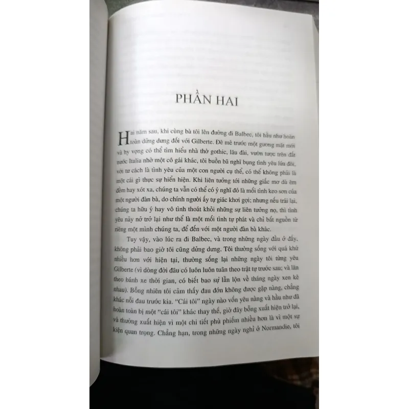 DƯỚI BÓNG NHỮNG CÔ GÁI TUỔI HOA - NGUYỄN TRỌNG ĐỊNH 731875