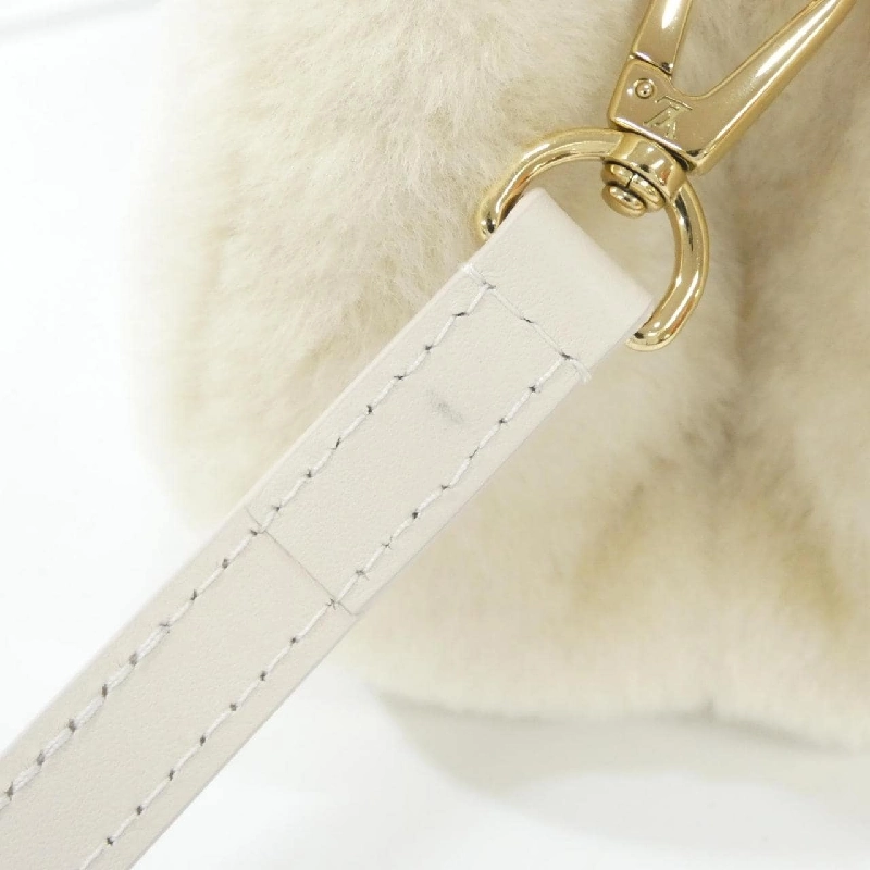 Túi xách Louis Vuitton Cozygram (LV SKI) Capucines MINI M26324 - Hàng hiệu Chính hãng 804494