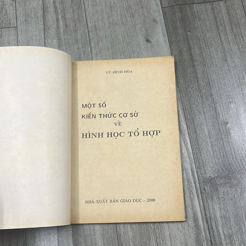 Một số kiến thức cơ sở về hình học tổ hợp. 2a4 527860