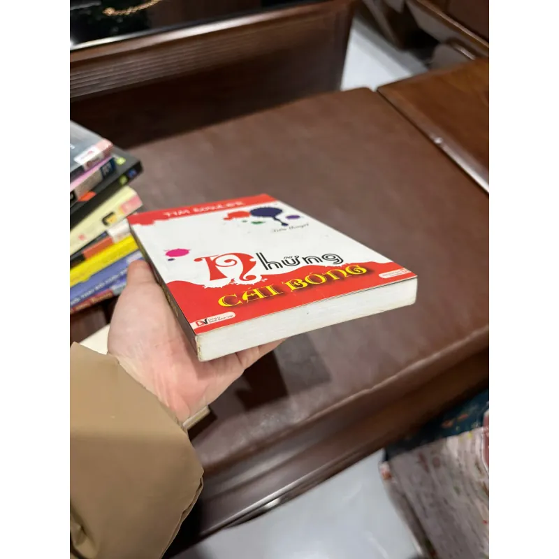 NHỮNG CÁI BÓNG – Tim Bowler- K4 1028232