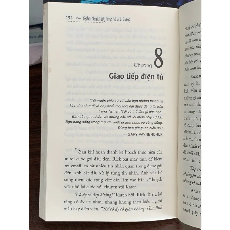 Nghệ thuật lấy lòng khách hàng – Michael J. Maher 559585