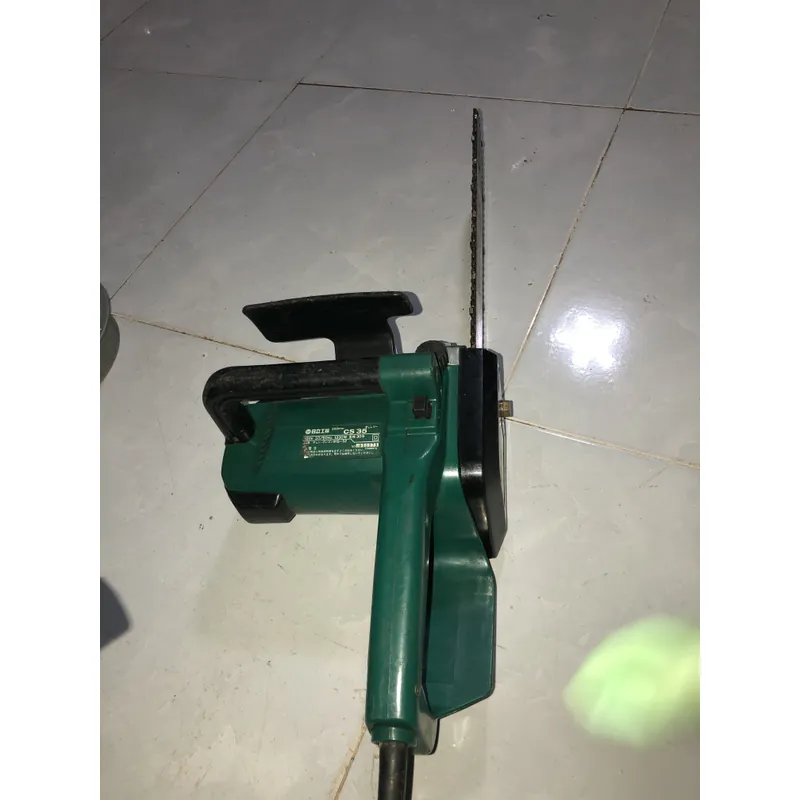Máy cưa xích điện Hitachi CS 35 Nhật 730572