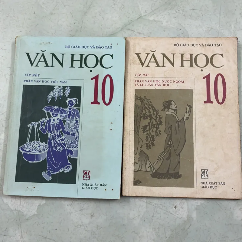 Văn học 10 (2 tập) 1005424