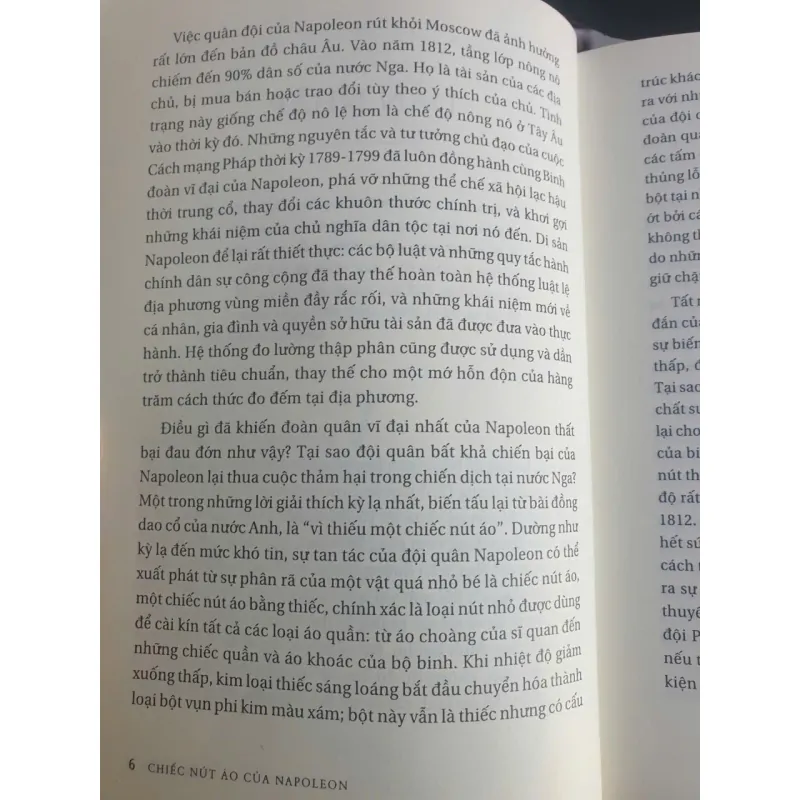 Chiếc Nút Áo Của NAPOLEON 759724