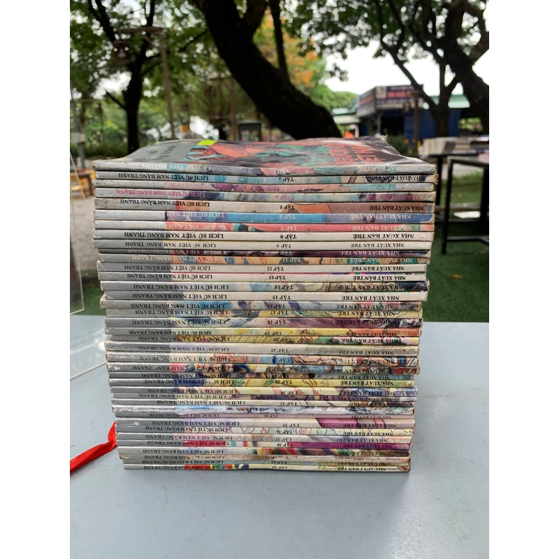 LỊCH SỬ VIỆT NAM BẰNG TRANH (38 CUỐN) - TRẦN BẠCH ĐẰNG (CHỦ BIÊN) 546008