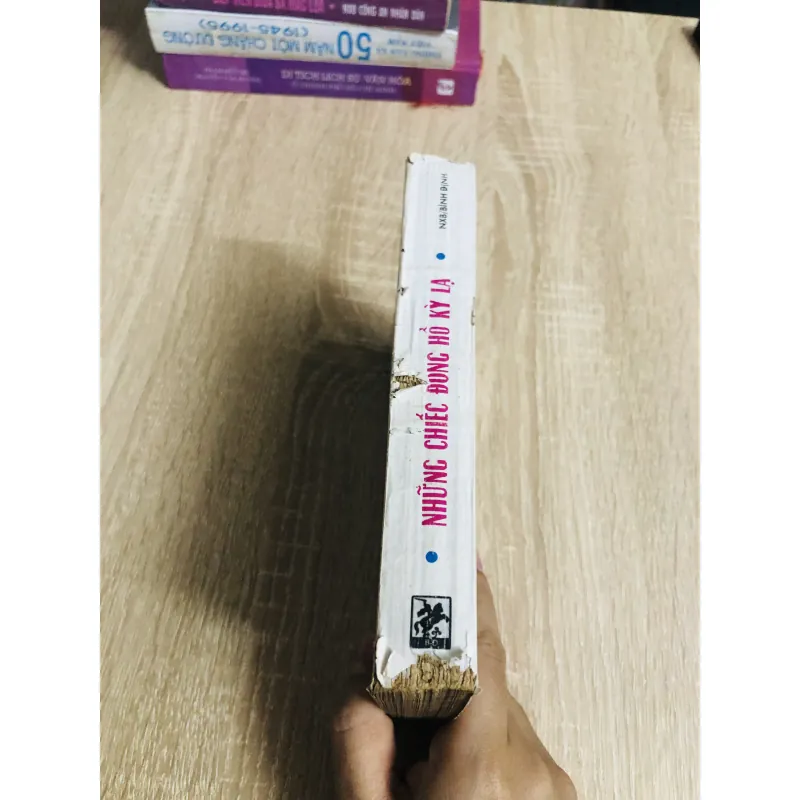 NHỮNG CHIẾC ĐỒNG HỒ KỲ LẠ 1006288