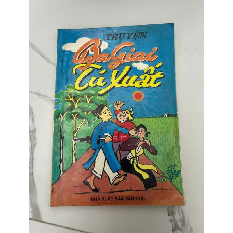 Truyện Bà Giai Cú Xuất - Nhà xuất bản Văn học 658449