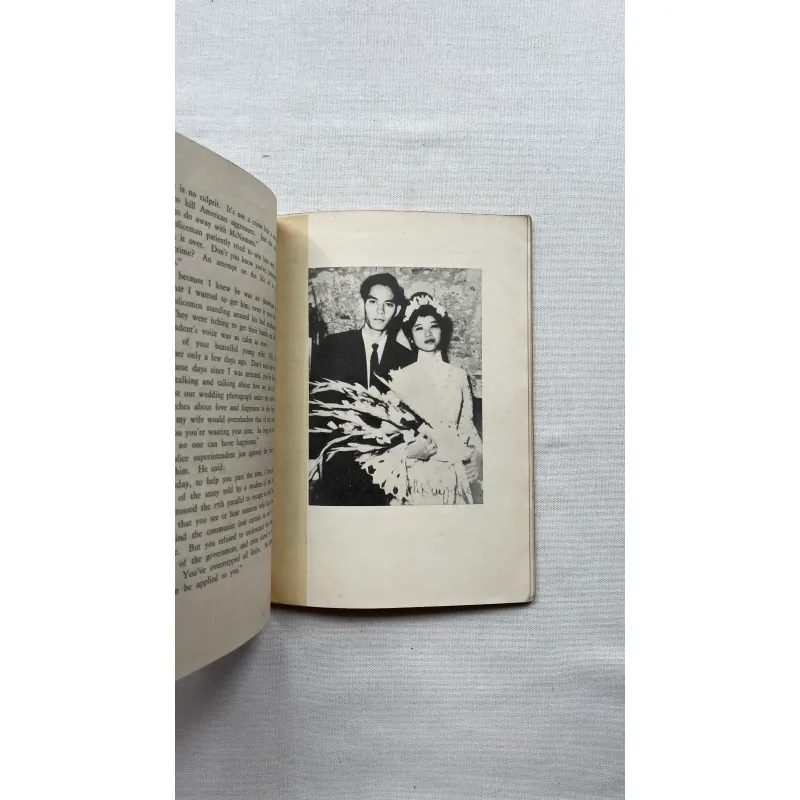 The Way He Lived: The Story of Nguyen Van Troi   760810