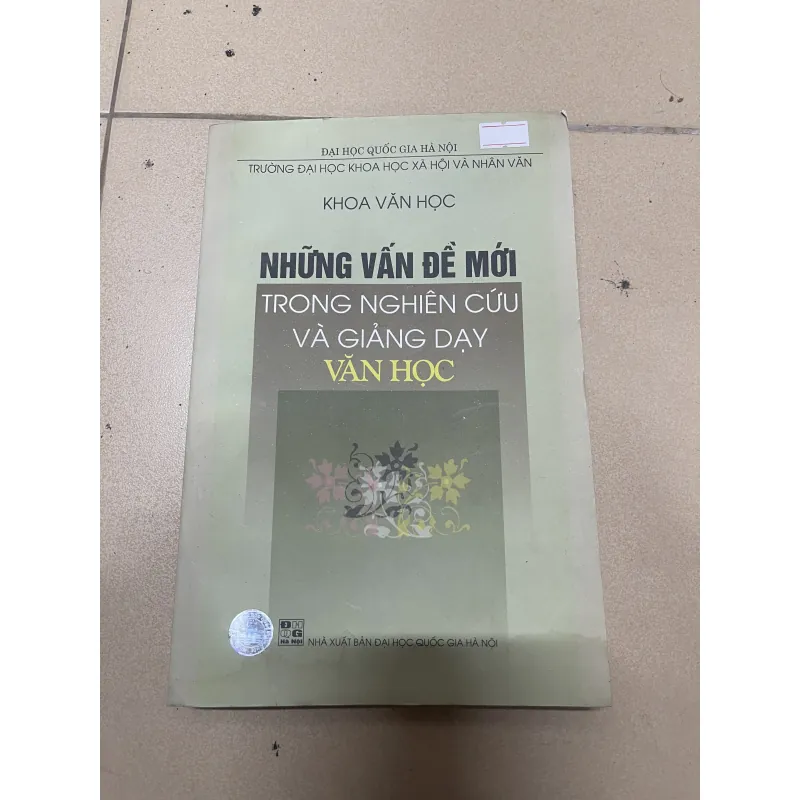 Những vấn đề mới trong nghiên cứu và giảng dạy văn học (c43) 974361