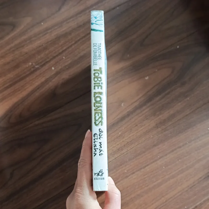 Toona lioness - đôi mắt elisha 763360