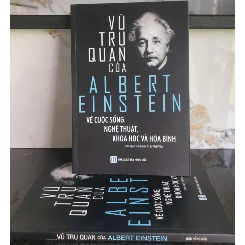 Sách Vũ Trụ Quan Của Albert Einstein - Mới 90% 694099