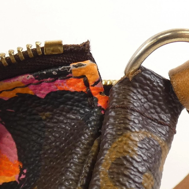 Túi xách Louis Vuitton Monogram Rose (Stephen Sprouse) Pouch Accessories M48615 614022