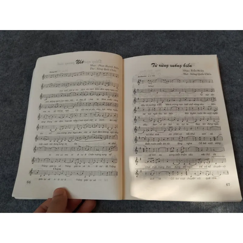 MỘT NGÔI NHÀ SÀN HÀ NỘI - NÔNG QUỐC CHẤN 717953