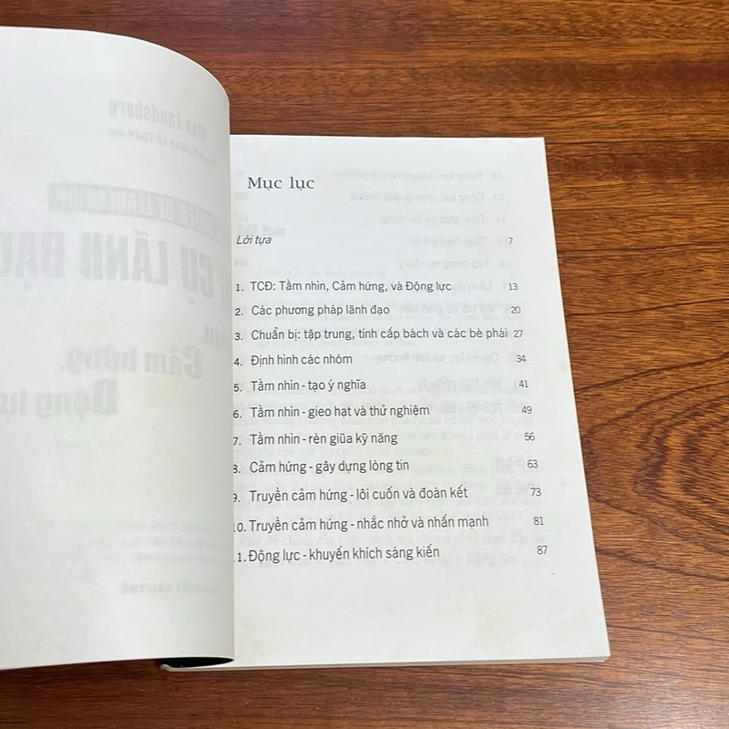 II Sách Kỹ Năng: Công Cụ Lãnh Đạo _ Tầm Nhìn, Cảm Hứng, Động Lực - Max Landsberg - 2007 503532