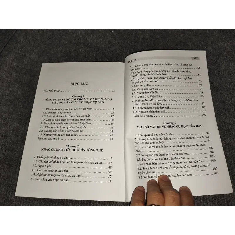 NHẠC CỤ ĐAO CỦA NGƯỜI KHƠ MÚ 957877