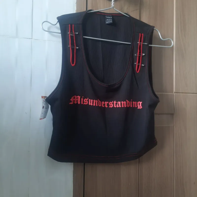 Áo croptop size  925573