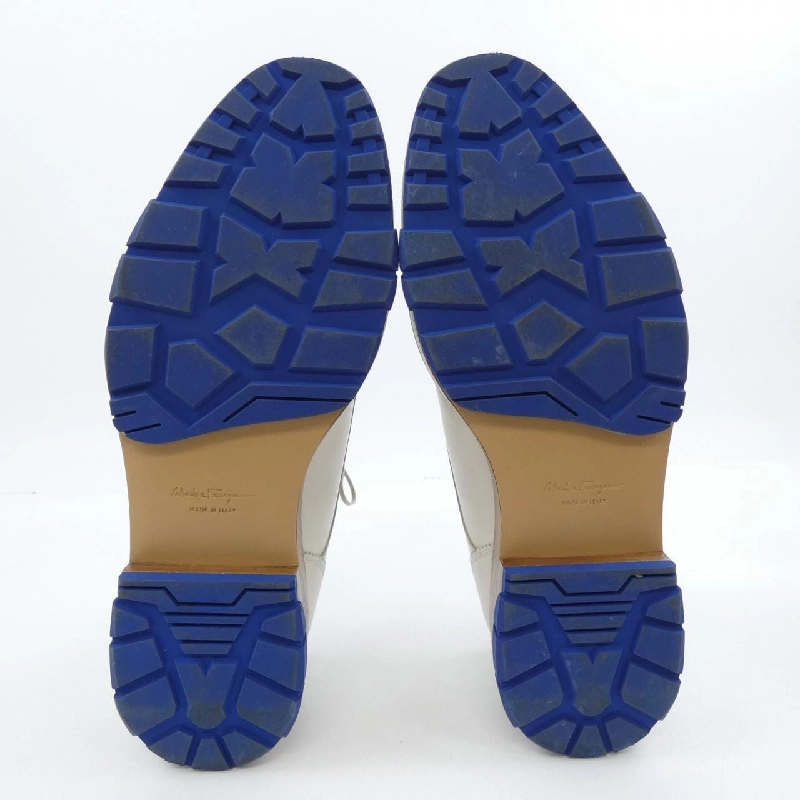 Giày SALVATORE FERRAGAMO UG84885 - Hàng hiệu Authentic 904044