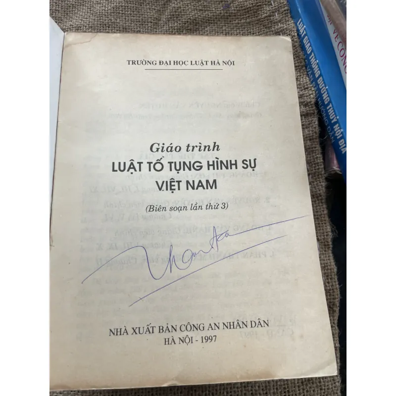 Giáo trình luật tố tụng hình sự Việt Nam 937450
