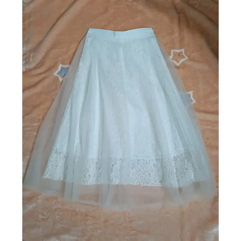 Chân váy ren trắng dáng xoè 1006030