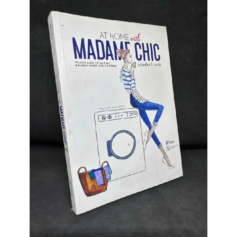 [Phiên Chợ Sách Cũ] At Home With Madame Chic, 2020 - Jennifer L. Scott H1809 SBM Blogmeo 281125 709866