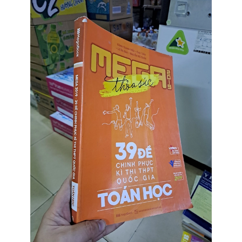 Mega 2019 39 đề chinh phục kì thi THPT Quốc Gia Toán Học HCM0808 GIÁO KHOA 923004