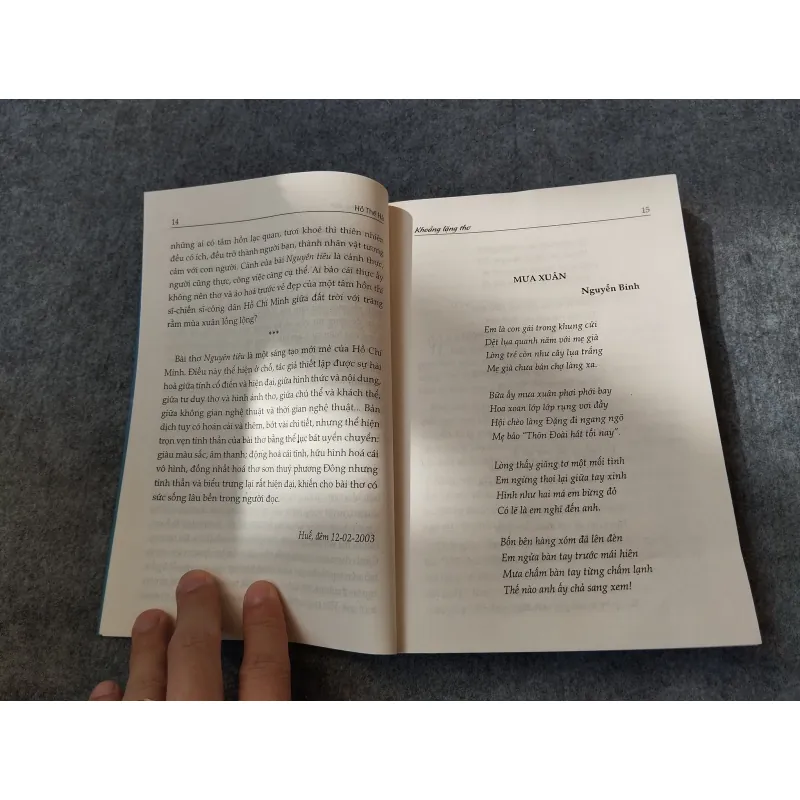 KHOẢNG LẶNG THƠ 720734