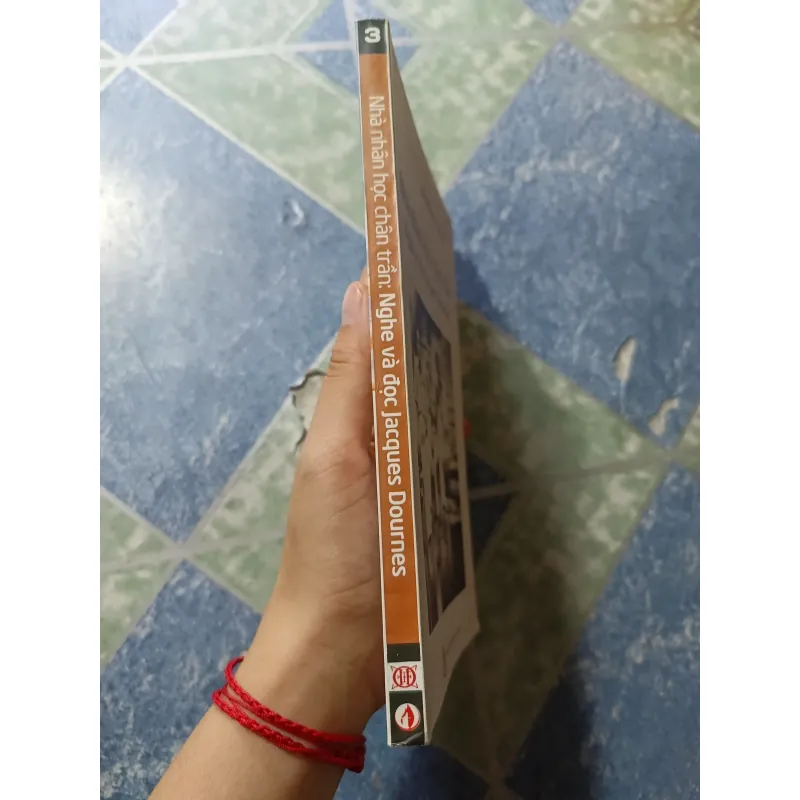 Nhà nhân học chân trần: Nghe và đọc Jacques Dournes - Andrew Hardy 973993