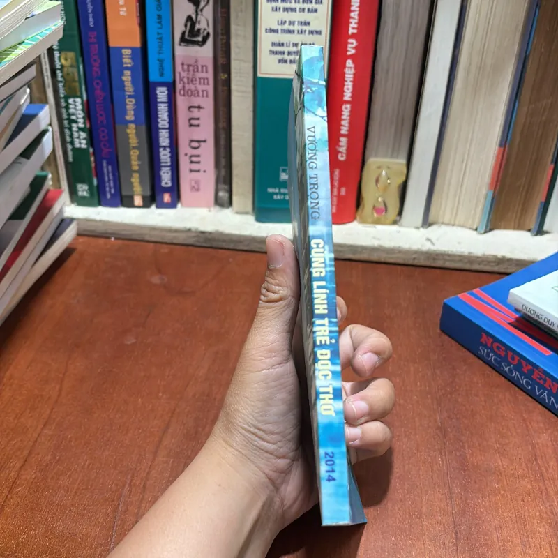 II Thơ Và Lời Bình: Cùng Lính Trẻ Đọc Thơ - Vương Trọng - 2014 786238