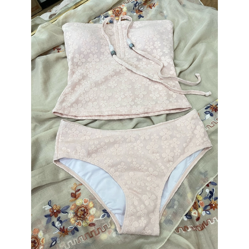 Bikini màu hồng dễ thương kín đáo 499328