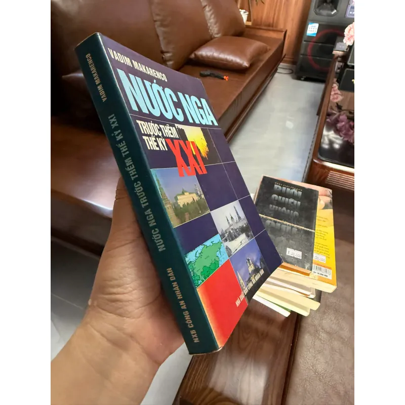 Nước Nga trước thềm thế kỷ XXI” – Vadim Makarenko 975422