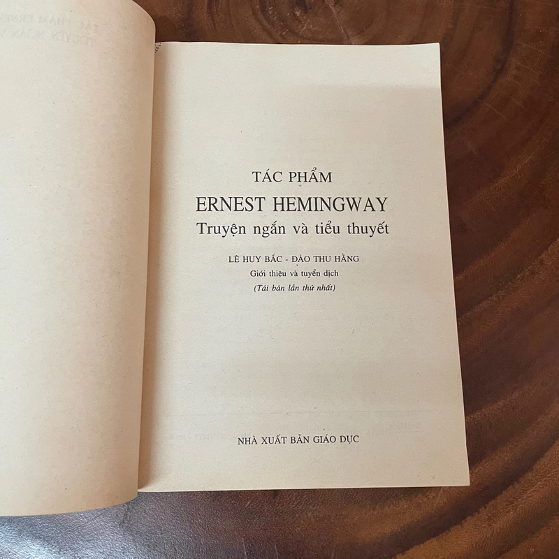 II Tựa sách: Tác Phẩm ERNEST HEMINGWAY (Truyện ngắn và Tiểu thuyết) 452791