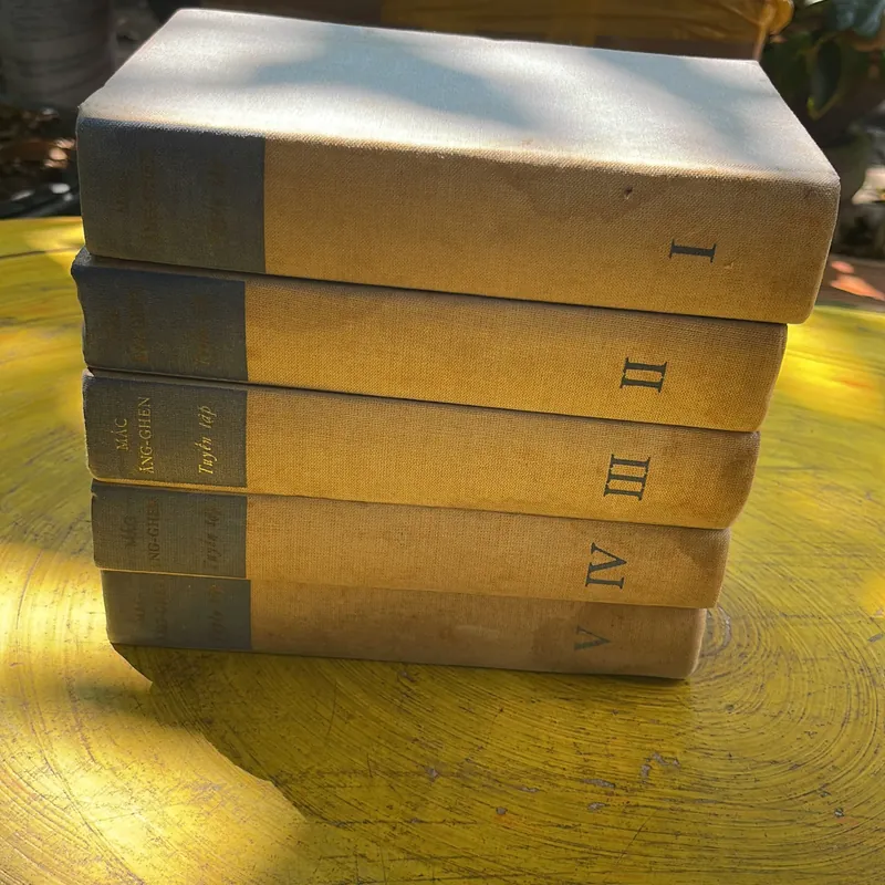 MÁC - ĂNG-GHEN TUYỂN TẬP- (5 cuốn)- nhà xuất bản sự thật 1983 713228