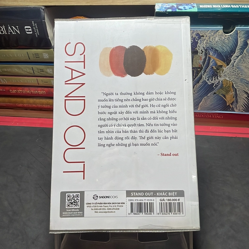 Stand out Khác biệt Dorie Clark 322456