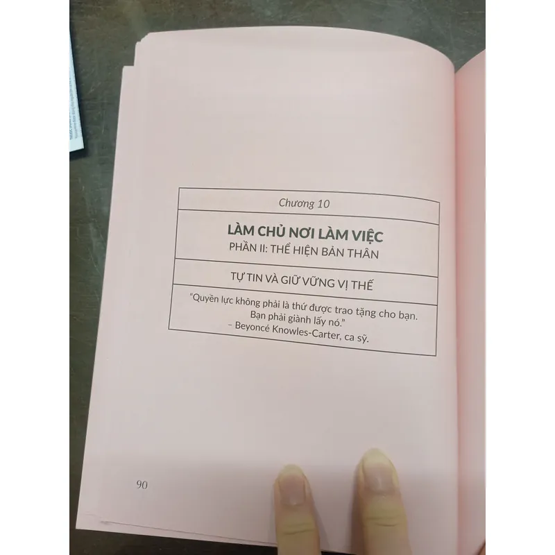 Sách đen: Bộ công cụ của phụ nữ thành đạt - Sách cũ 642703