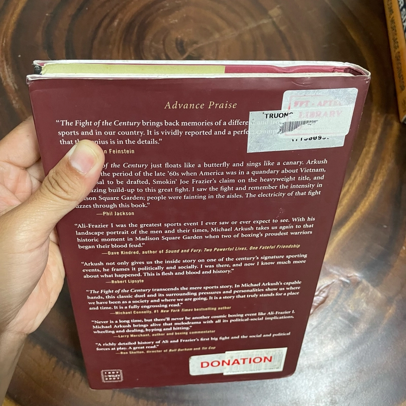 II English Book: The Fight Of The Century - Michael Arkush - 2008 442941