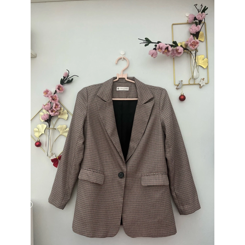 Áo khoác blazer size S Adore Dress 443432
