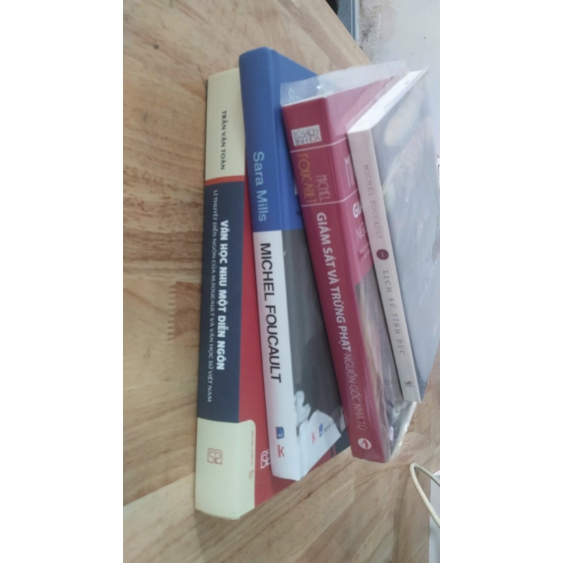 Bộ triết học Michel Foucault 539197