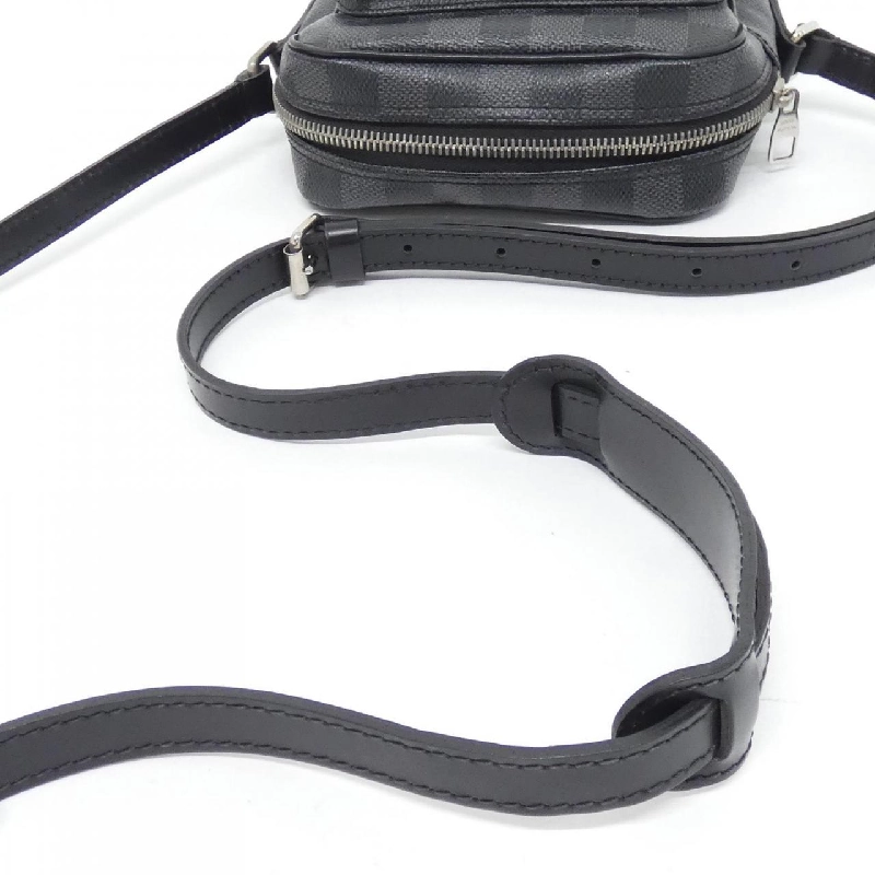 Túi đeo vai Louis Vuitton Damier Graphite Rem N41446 612919