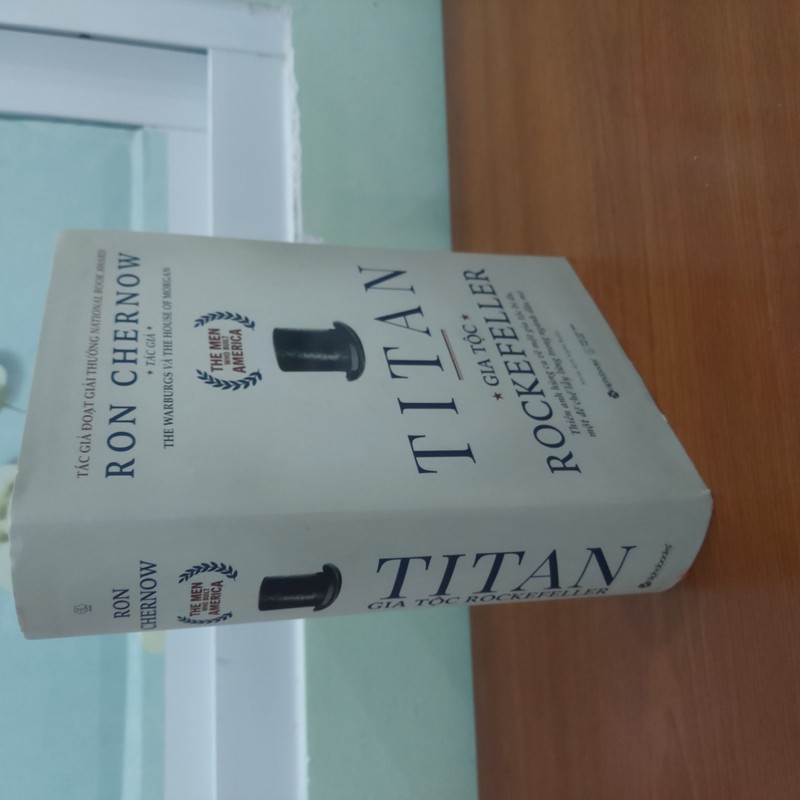 Sách kinh tế-Titan - Gia Tộc Rockefeller- Còn mới 192328