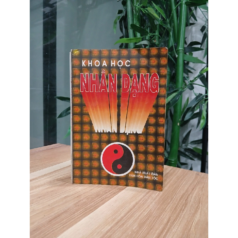 Khoa Học Nhân Dạng 548399