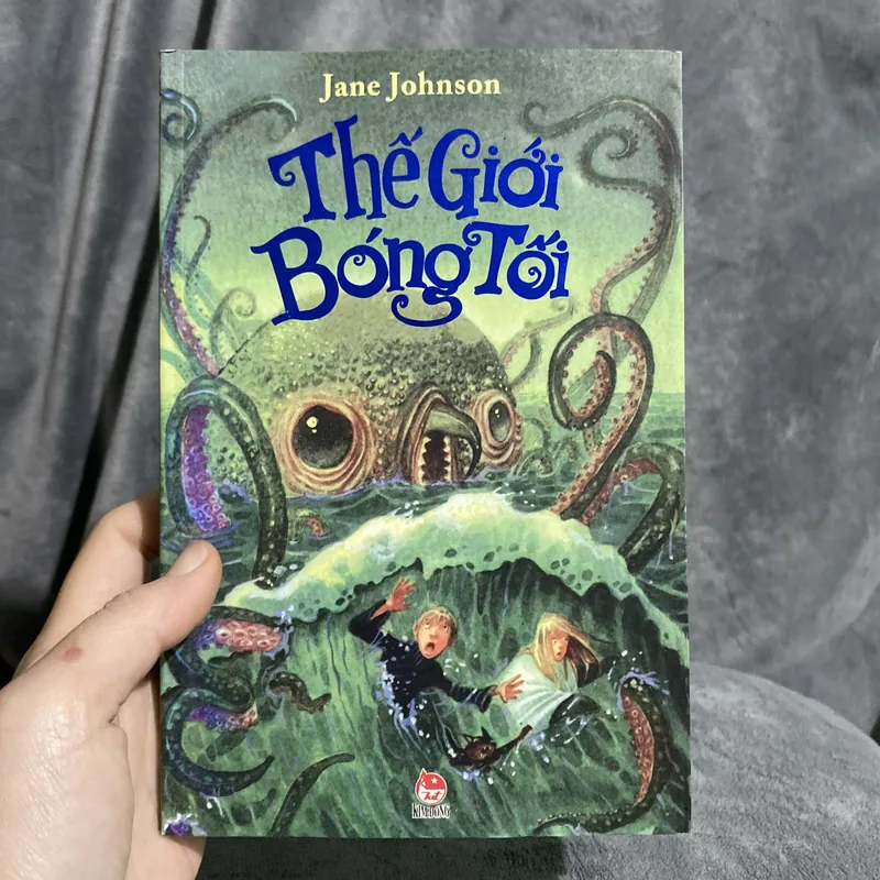 Thế giới bóng tối 713692