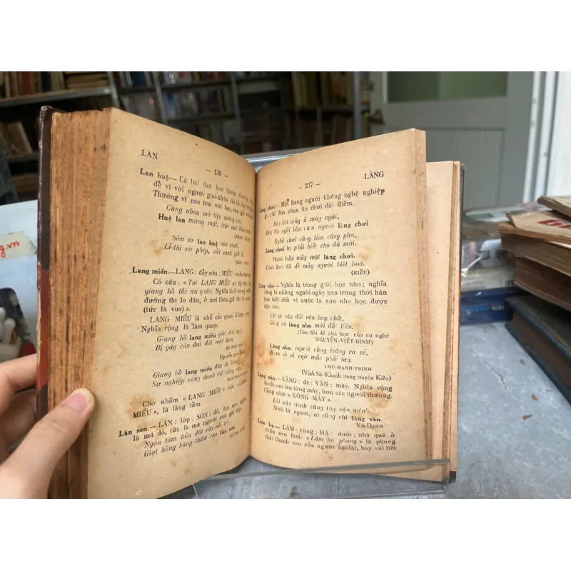 TỪ ĐIỂN VĂN LIỆU 561941