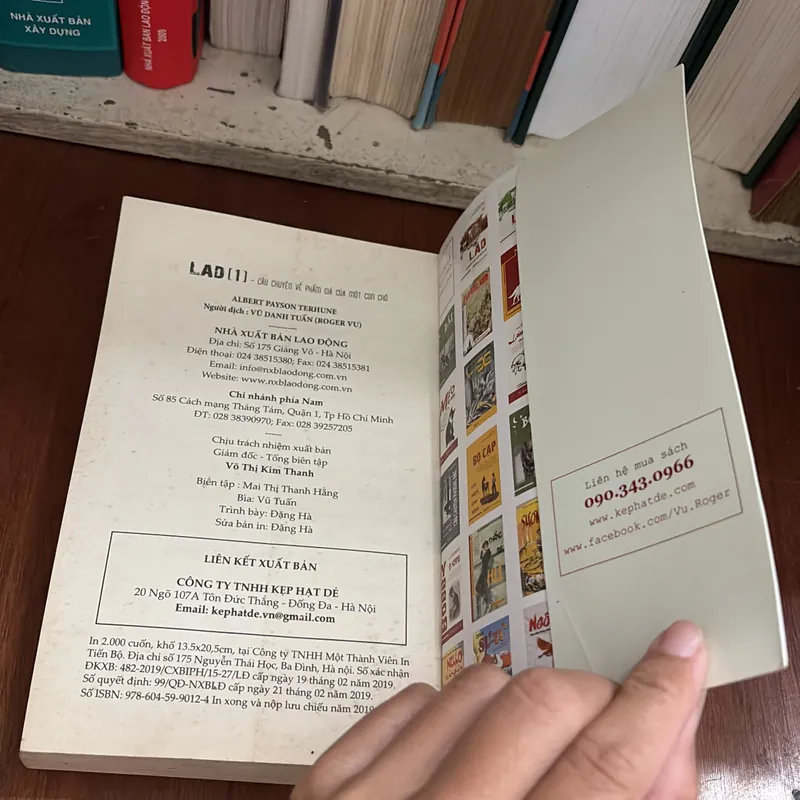 II LAD _ Câu Chuyện Về Phẩm Giá Của Một Con Chó - ALBERT PAYSON TERHUNE - ROGER VU (Dịch) 709217