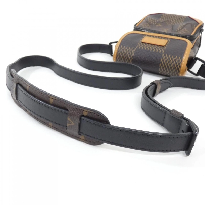 Túi đeo chéo Louis Vuitton Damier Giant (LV Squared) Amazon Messenger N40357 613333