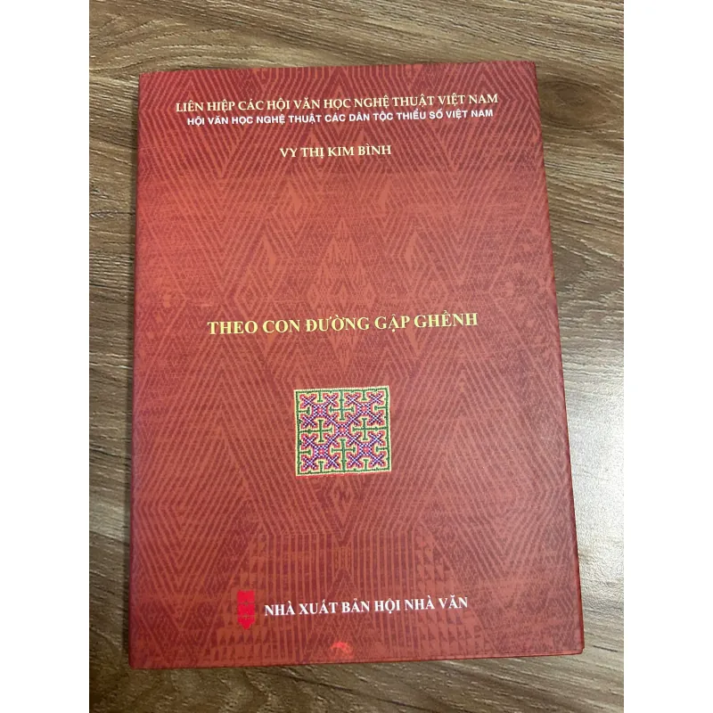 Theo Con Đường Gập Ghềnh - Vy Thị Kim Bình 762664