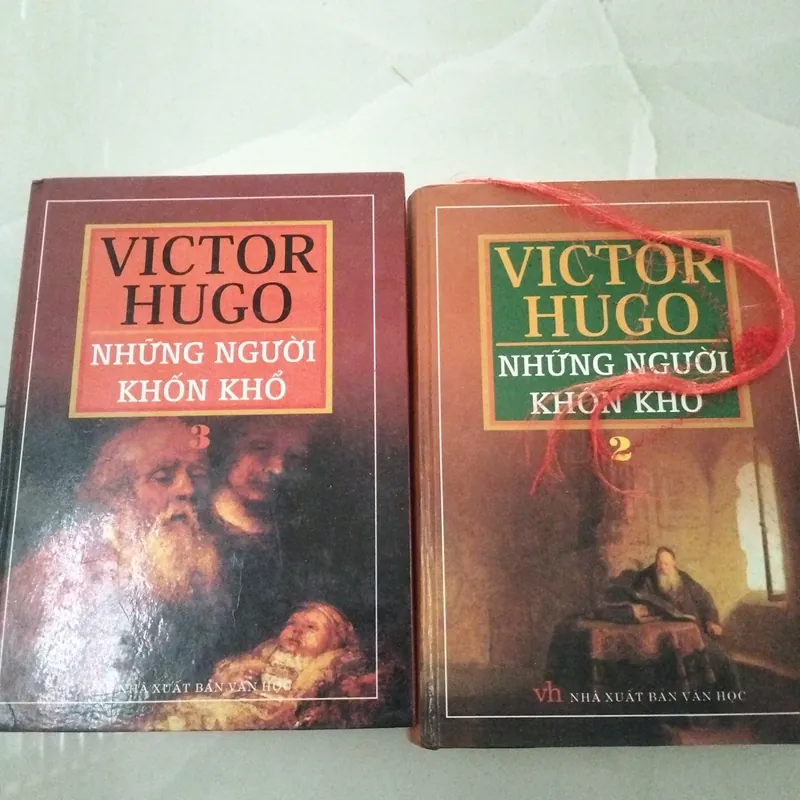 Sách ,( thuộc lĩnh vực văn học)  721199