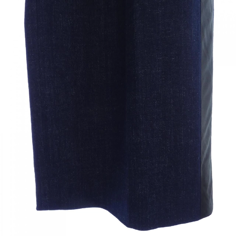 Quần jeans DSQUARED2 649686