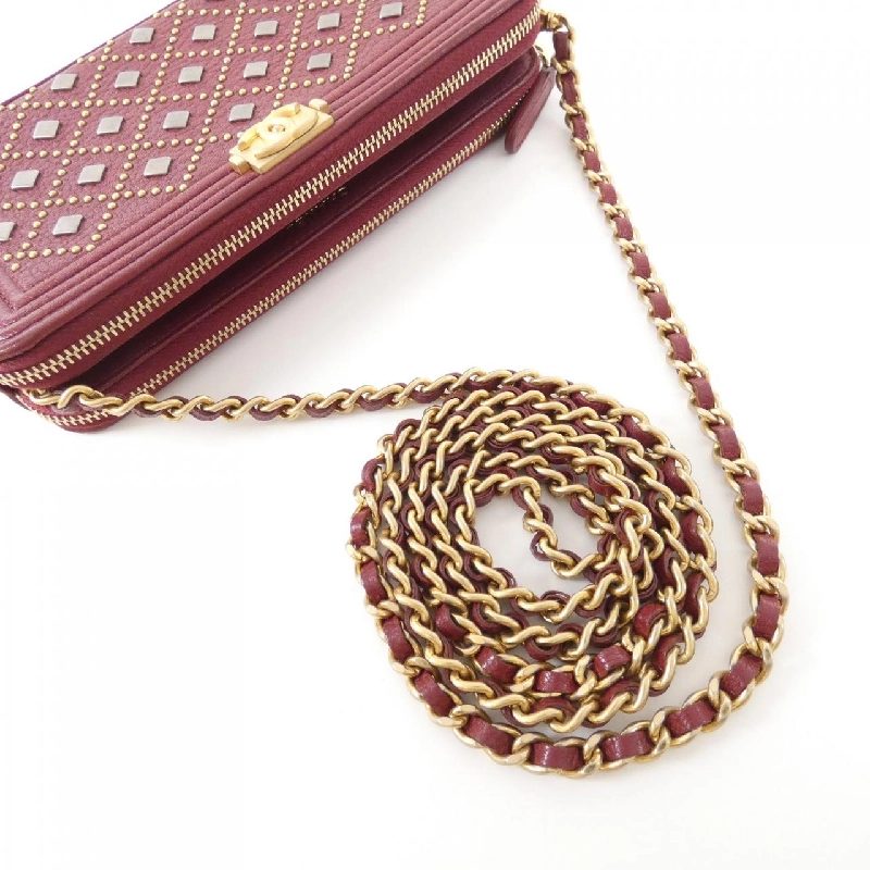 Ví dây chuyền Boy Chanel 84069 620897