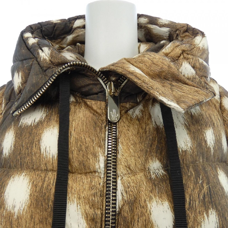 Áo khoác lông vũ MONCLER 642622