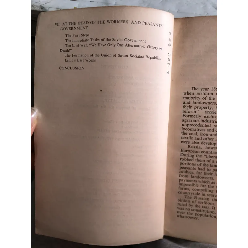 V.I.Lenin: Pages from a life  of struggle - Yuri Aksyutin 1041131